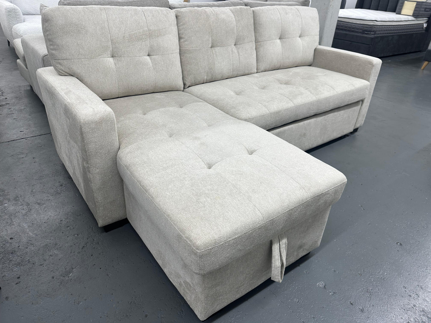 Oslo Pull-Out Sofa Bed with Storage – Space-Saving Modern Design