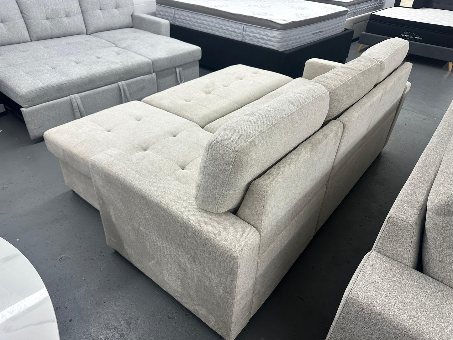 Oslo Pull-Out Sofa Bed with Storage – Space-Saving Modern Design