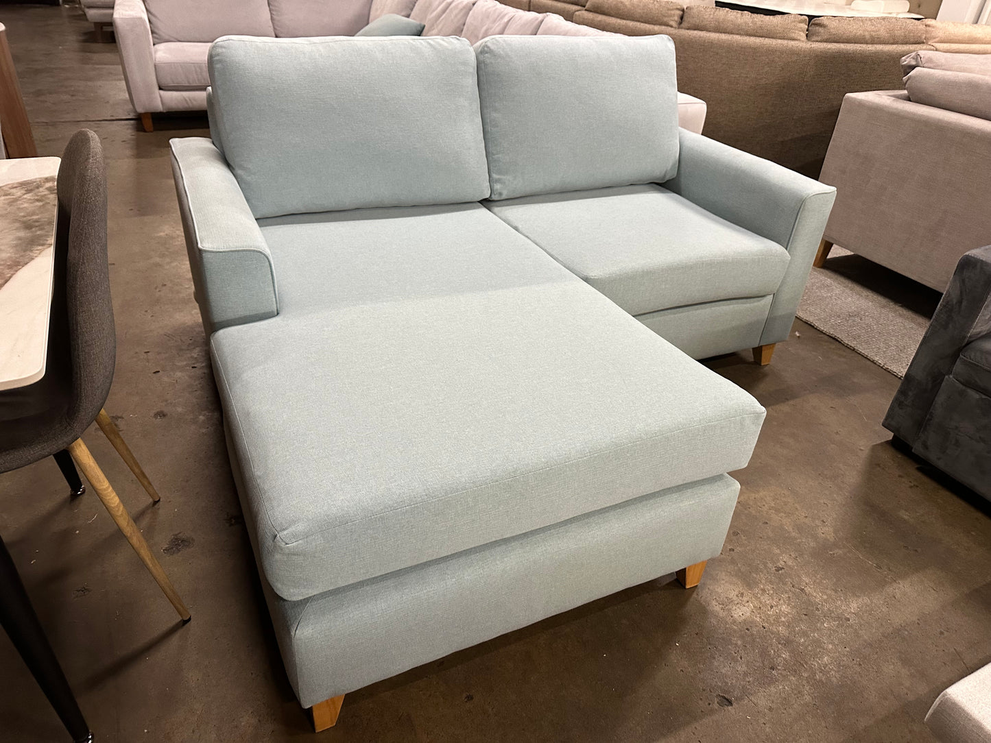 Stylish Reversible chaise L shape Fabric Sofa