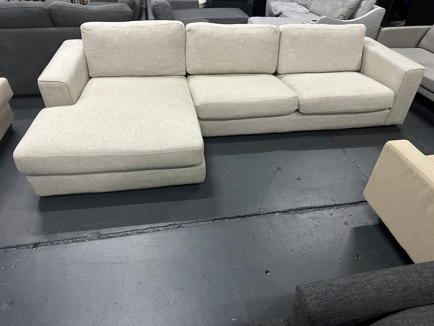 ✨ NICK SCALI DESIGNER L SHAPE SOFA ✨