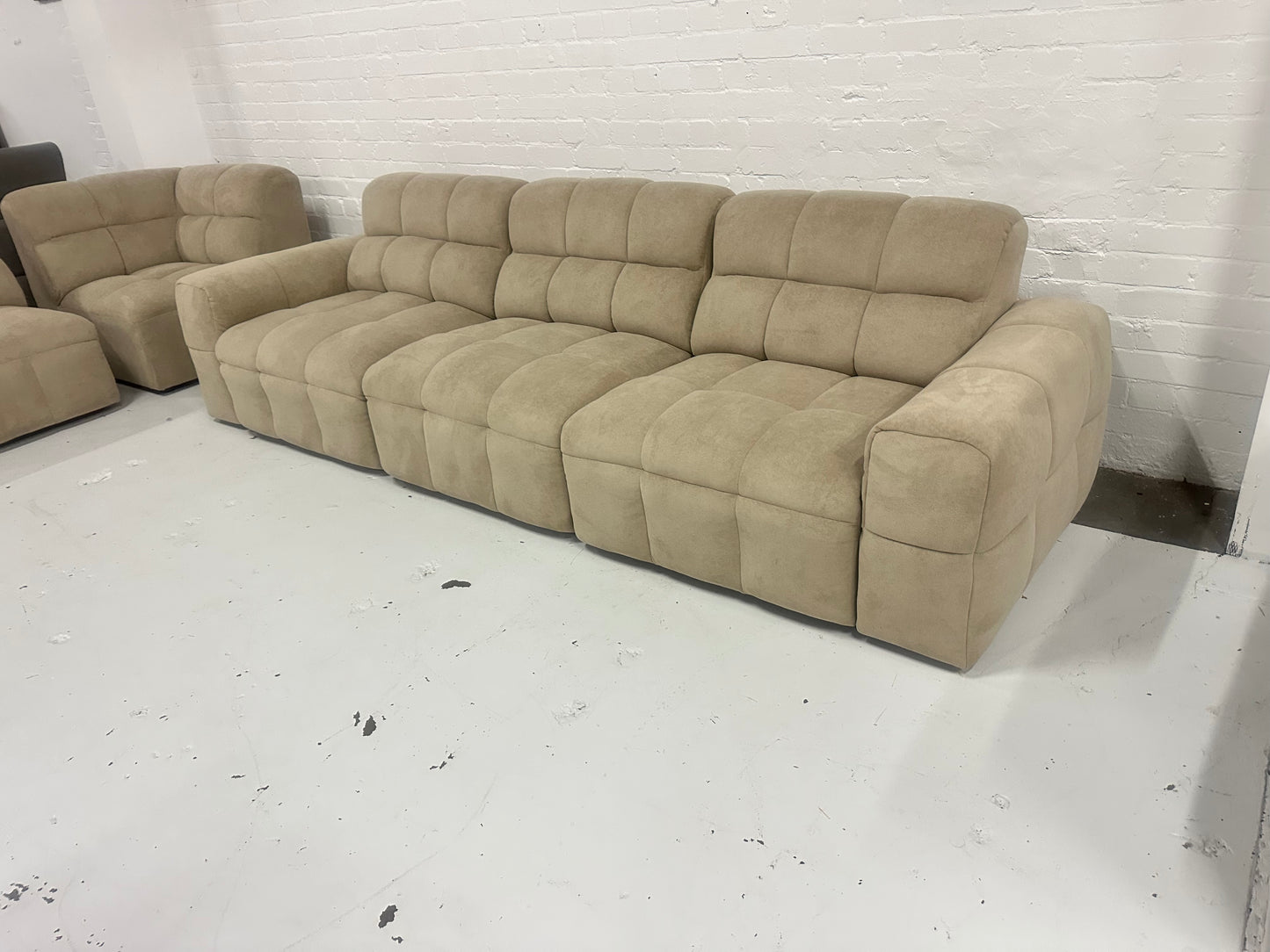 Oslo Luxe Modular Sofa. 5 Separate pieces allow any combination suitable for your room layout