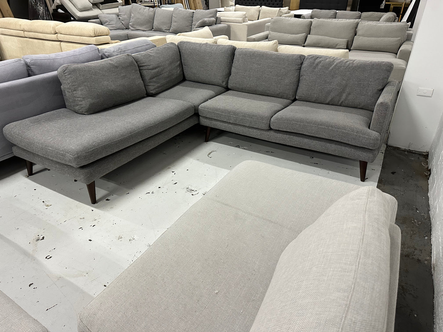 Dark grey Lounge lovers Harriet model  (Pre-Owned) perfect as new condition