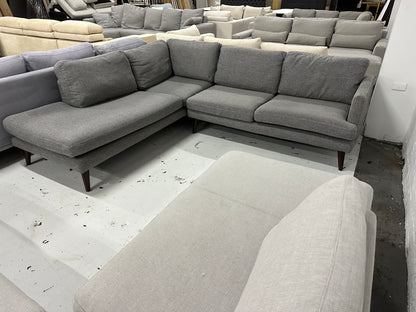 Dark grey Lounge lovers Harriet model  (Pre-Owned) perfect as new condition