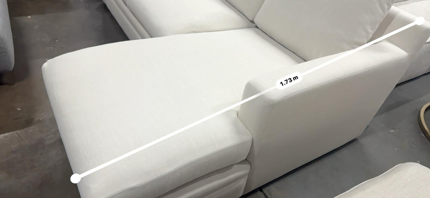 Extremely comfortable Australian made super sofa. West coast brand. RRP 4K out price $1150