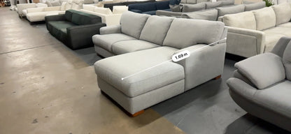 🔥 PLUSH SOFAS DESIGNER L-SHAPE LOUNGE – AS NEW CONDITION! 🔥