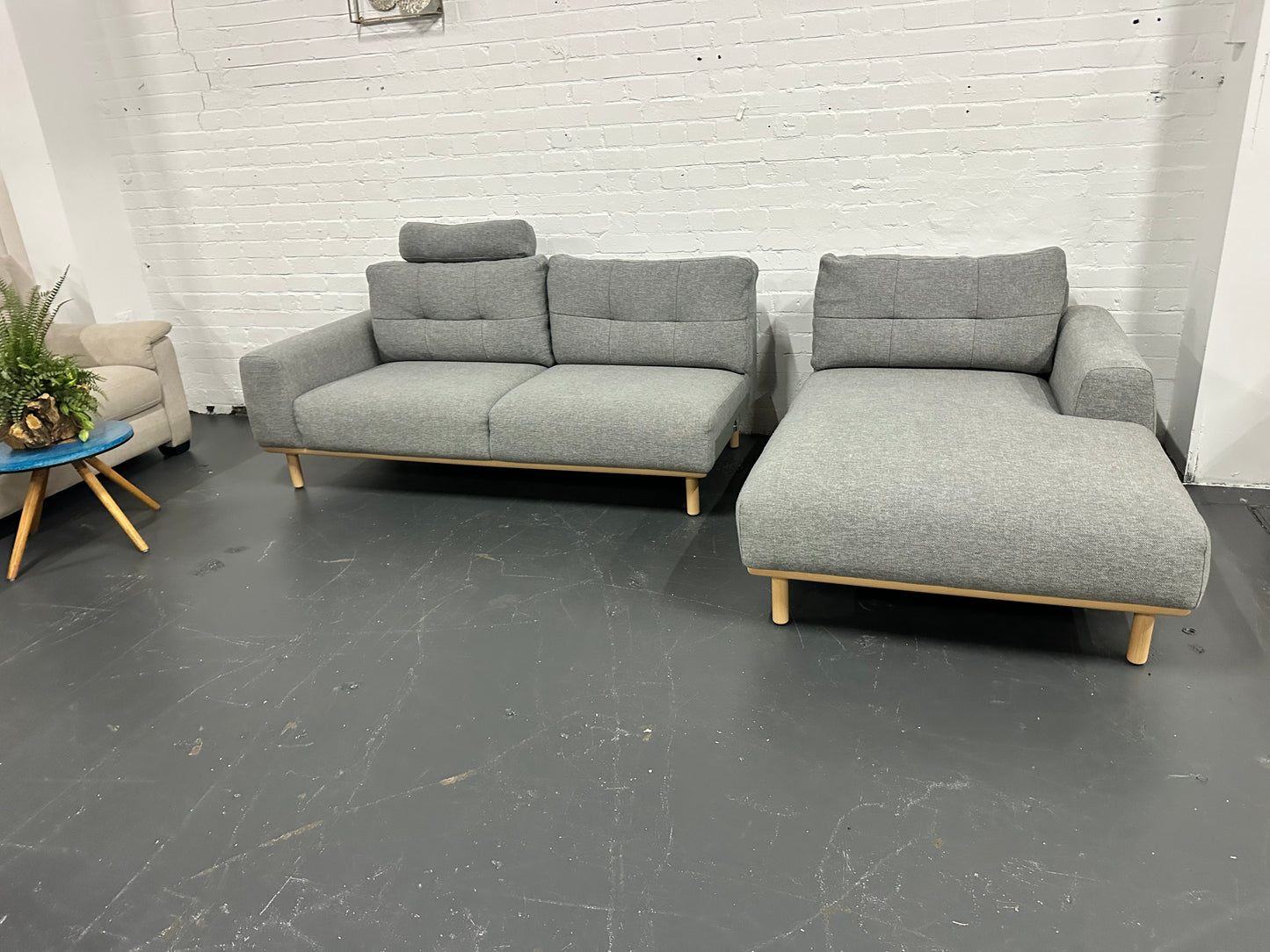 OZ Design L Shape Sofa – Grey | Excellent Condition | Steam Cleaned