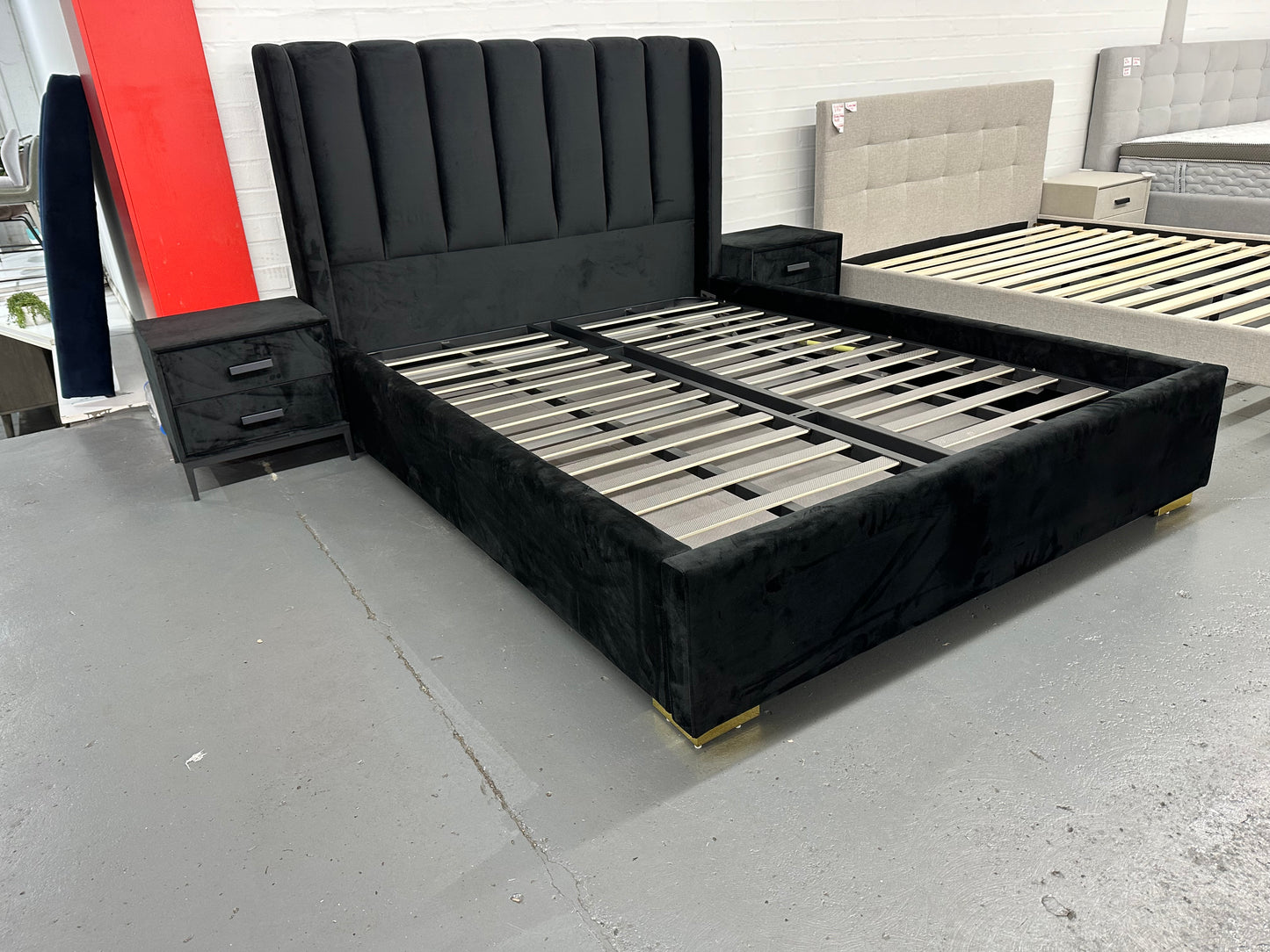 Amalfi Black Velvet Bed with Gaslift storage