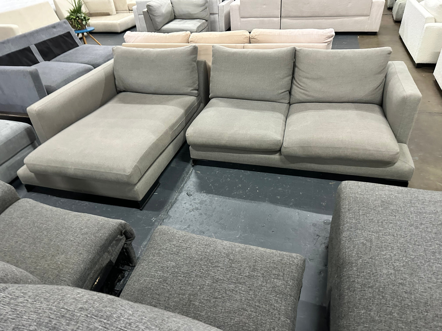 🔥 Luxury Camerich L Shape Sofa – Premium Designer Brand 🔥