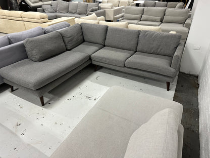 Dark grey Lounge lovers Harriet model  (Pre-Owned) perfect as new condition