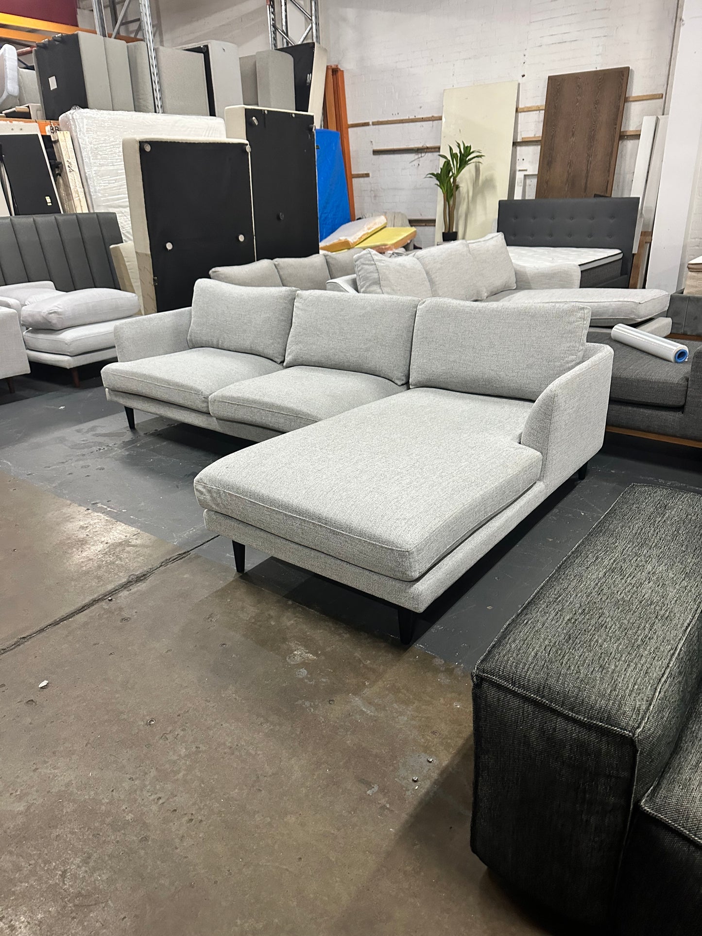 ✨ LOUNGE LOVERS DESIGNER L-SHAPE SOFA ✨