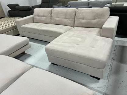 High Quality Fabric Sofa (Pre-Owned) All cushions attached and don’t move for ultimate comfort.