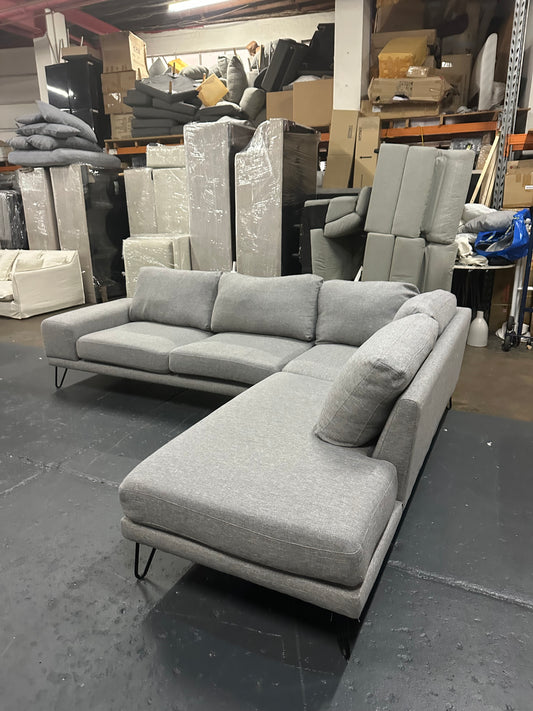 ✨ BEAUTIFUL MODERN DESIGNER L SHAPE SOFA! BRAND FOCUS ON!!! ✨