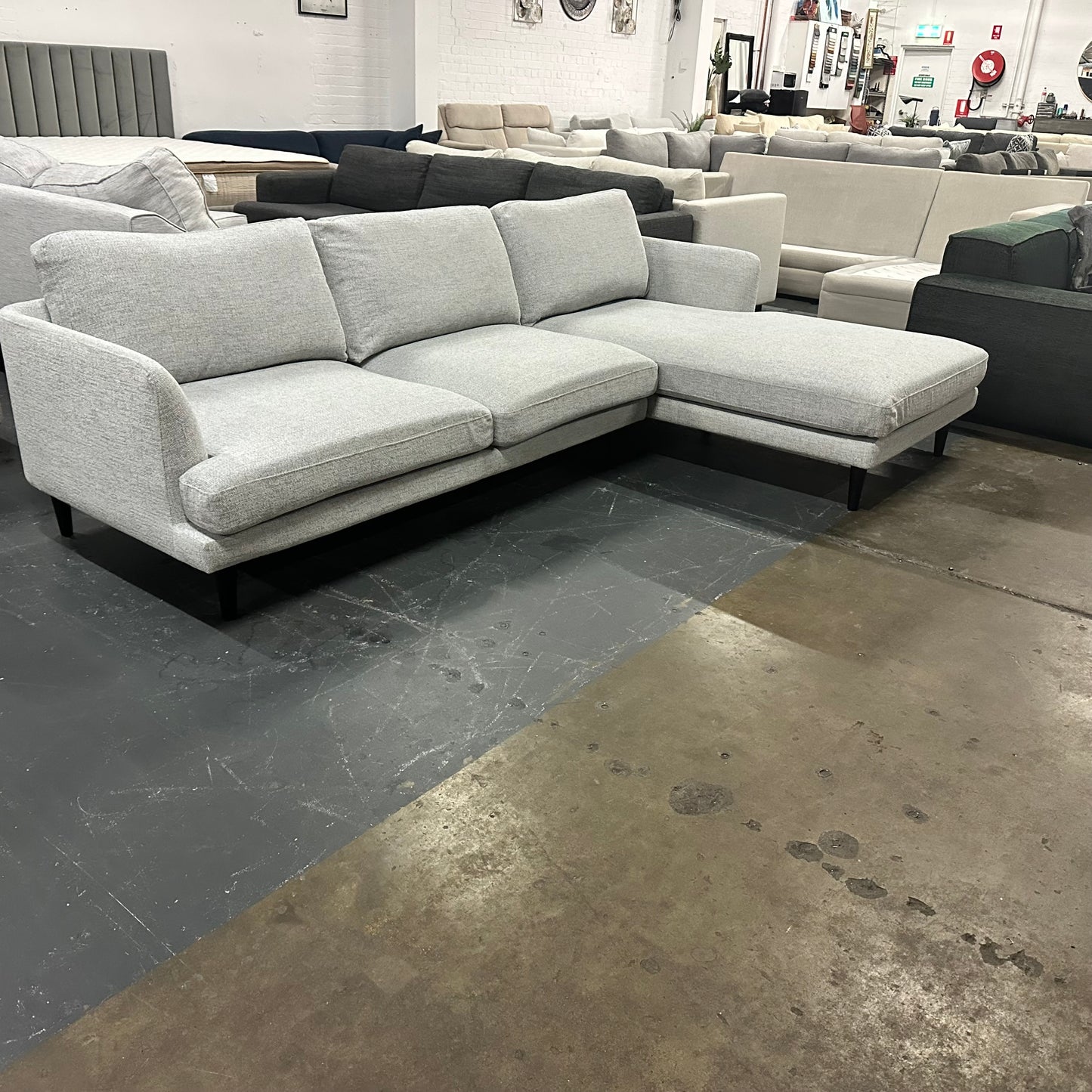 ✨ LOUNGE LOVERS DESIGNER L-SHAPE SOFA ✨