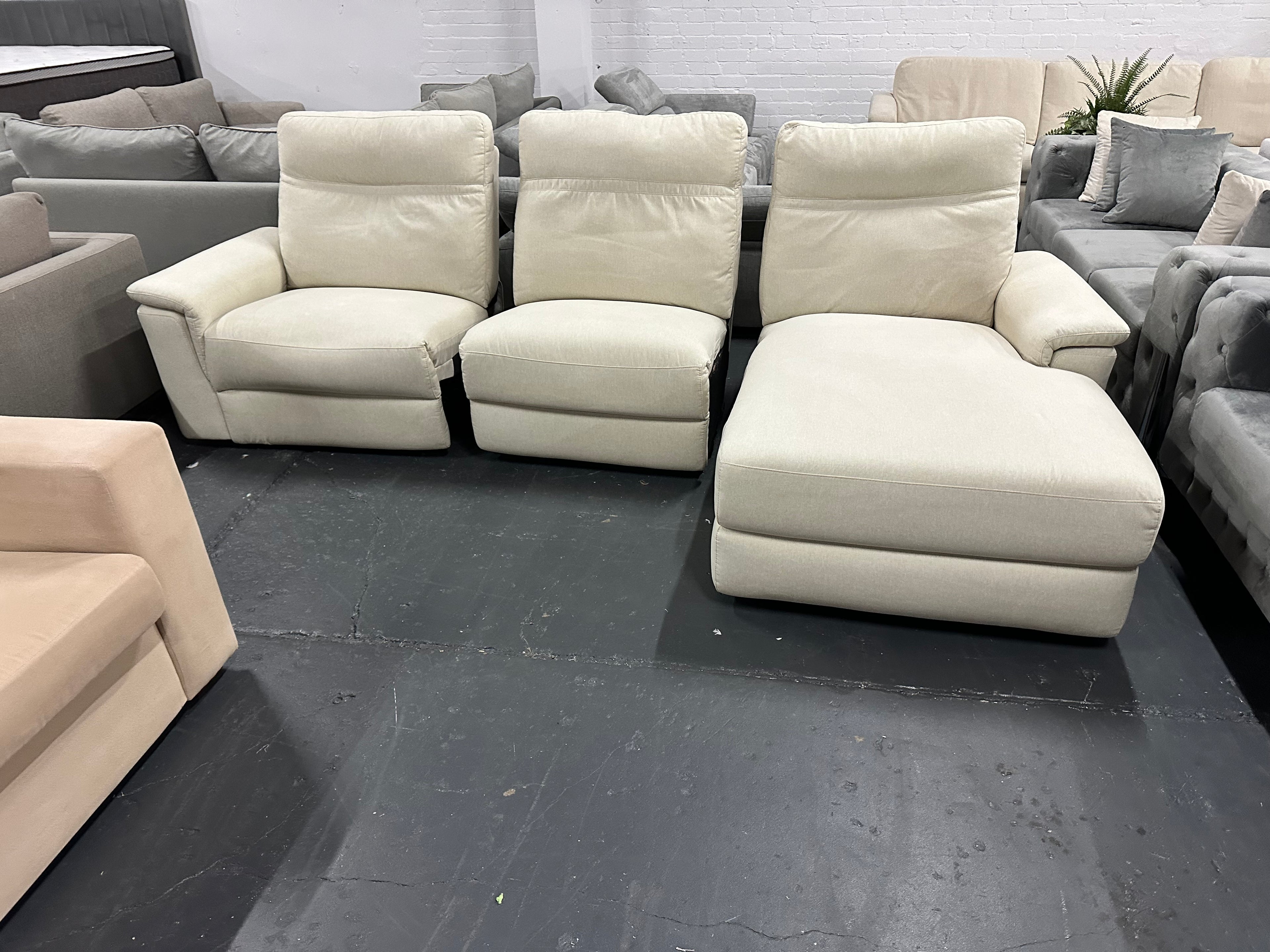 ✨ Nick Scali Modular L-Shape Sofa with Electric Recliner | As New | $790 ✨