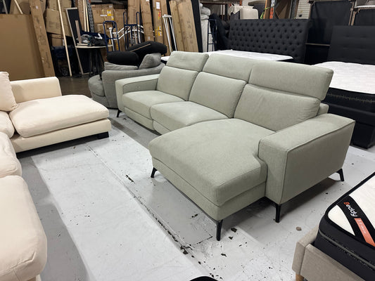 Nick scali chaise L shape Sofa (Pre-Owned). With 1 electric recliner. Adjustable headrest