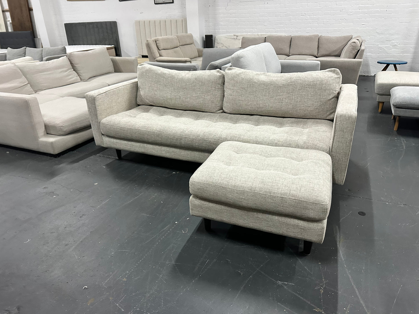 ✨ Designer 3 Seater Sofa + Matching Ottoman – Stunning Tufted Design ✨