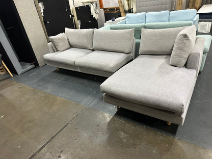 🔥 Freedom Furniture Designer Chaise Lounge – As New Condition 🔥
