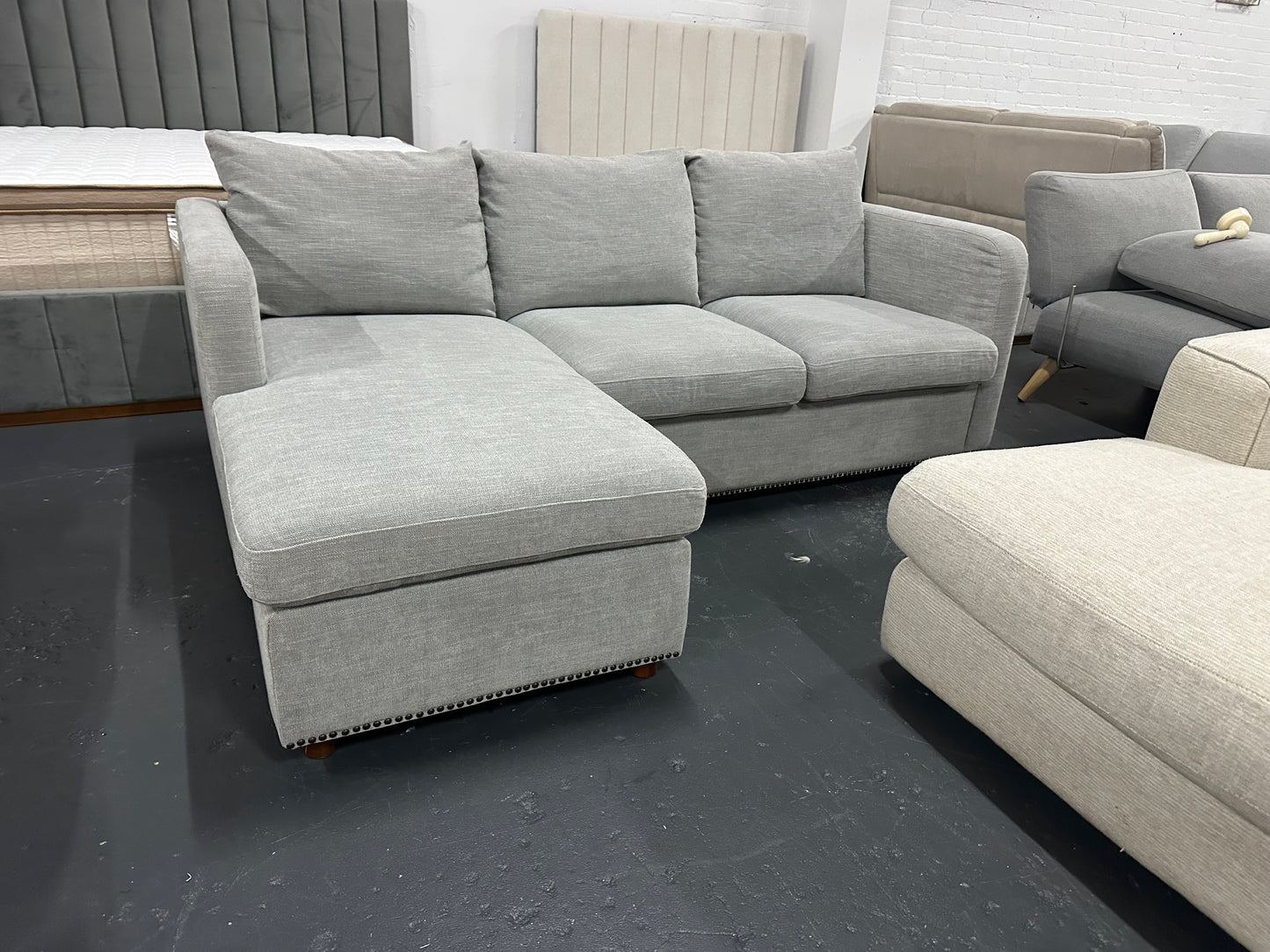 Freedom Reversible Chaise Sofa – Perfect for Smaller Spaces!