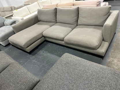 🔥 Luxury Camerich L Shape Sofa – Premium Designer Brand 🔥
