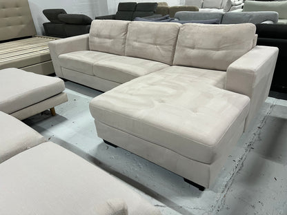 High Quality Fabric Sofa (Pre-Owned) All cushions attached and don’t move for ultimate comfort.