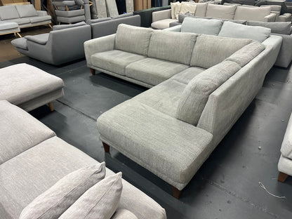 🔥 Massive Freedom Furniture L-Shape Sofa 🔥