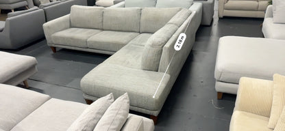 🔥 Massive Freedom Furniture L-Shape Sofa 🔥