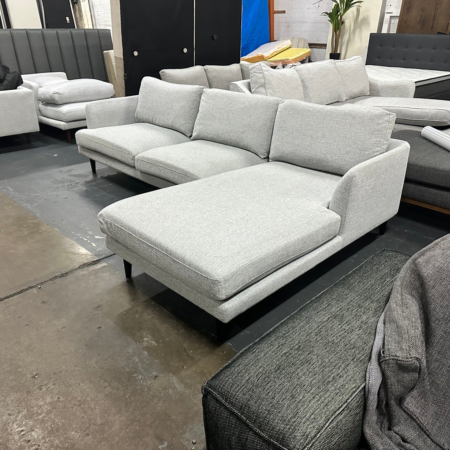 ✨ LOUNGE LOVERS DESIGNER L-SHAPE SOFA ✨