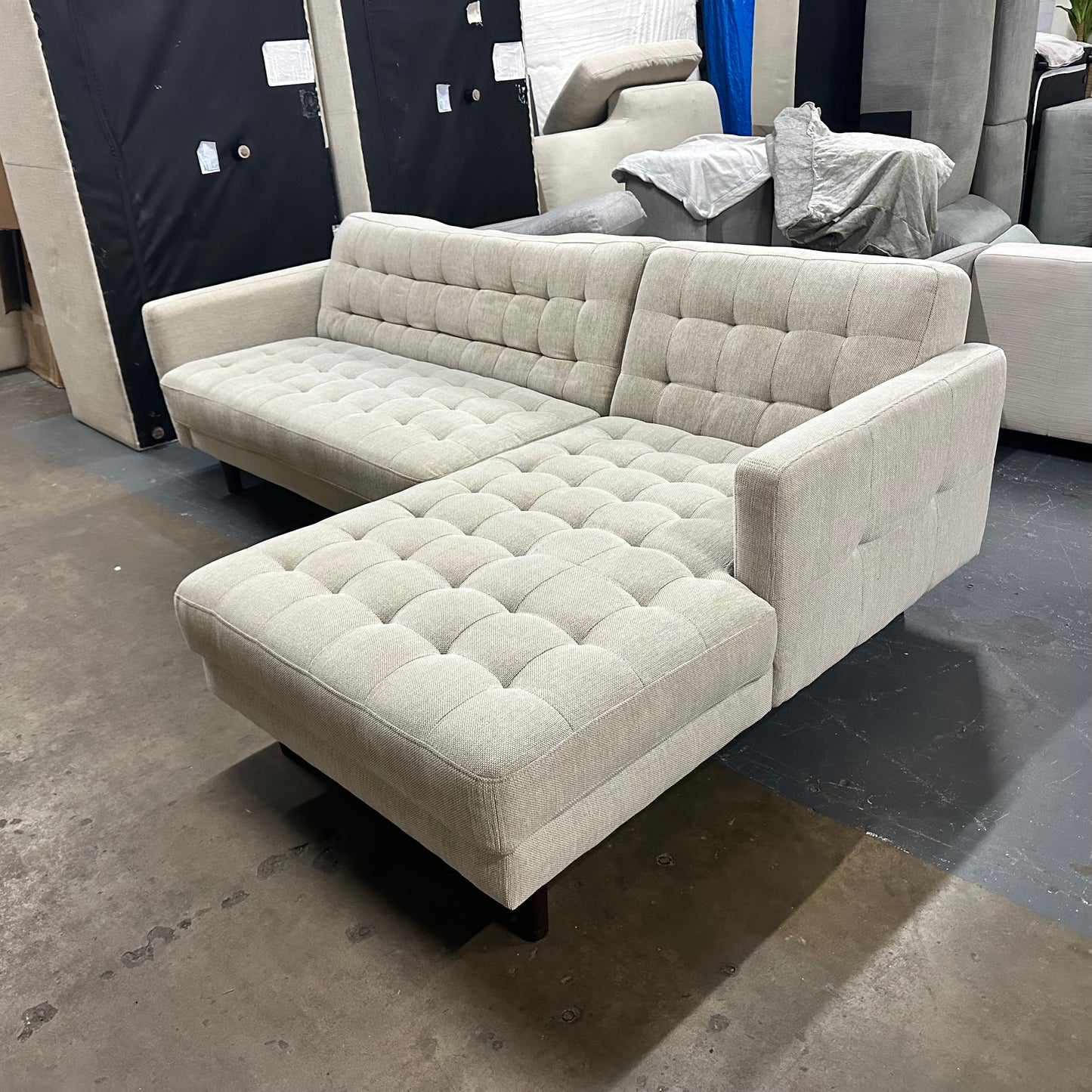 🔥 Lounge Lovers Harriet Modular Sofa + Matching Ottoman – As New! 🔥