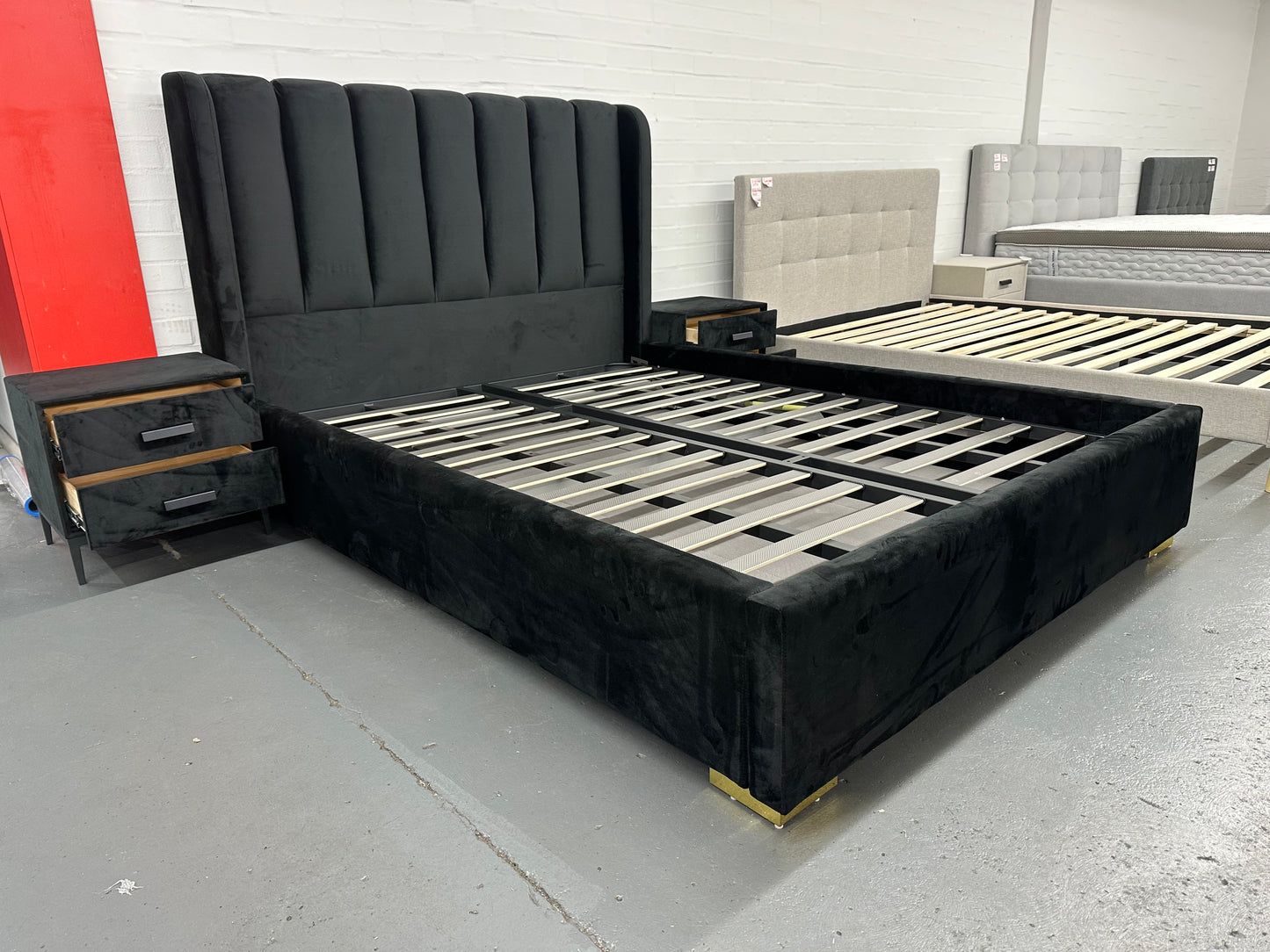 Amalfi Black Velvet Bed with Gaslift storage