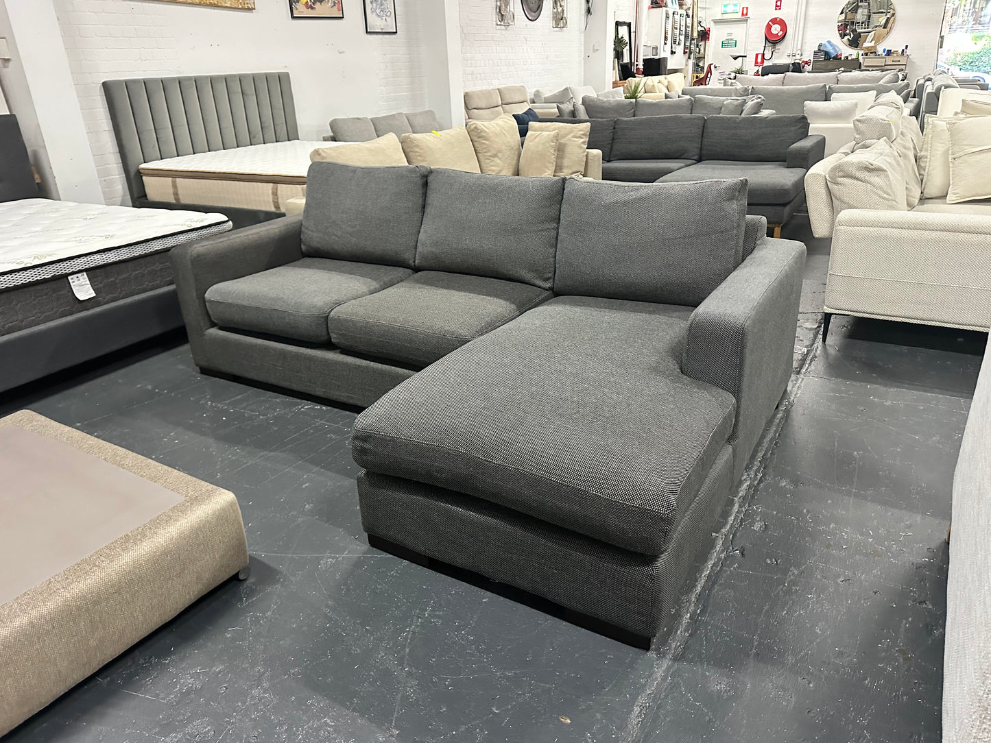 🔥 Freedom Furniture L-Shape Sofa – Great Quality & Family Size Comfort! 🔥