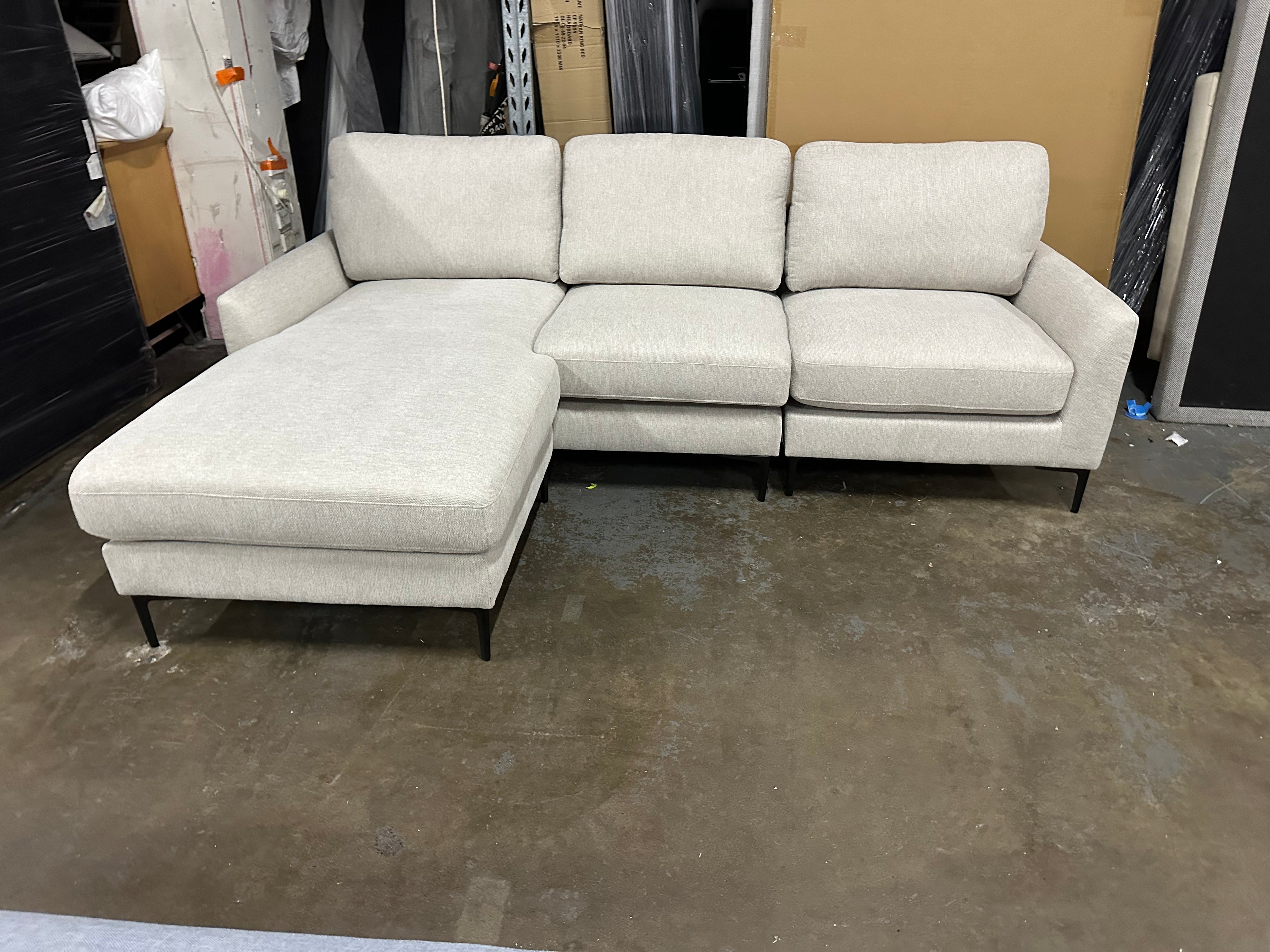 ✨ Modern L-Shape Sofa with Reversible Chaise – Cream Fabric