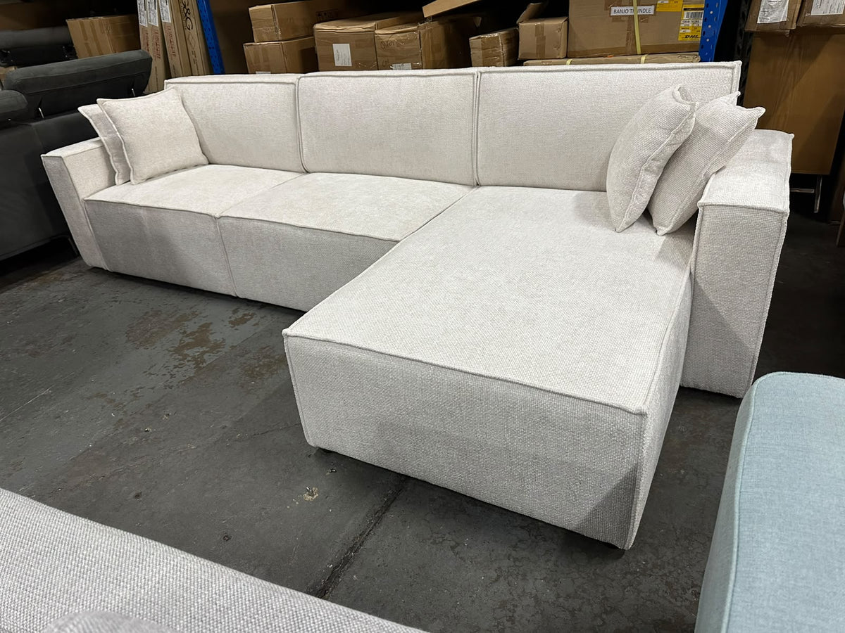 Carelli Reversible Chaise Sofabed & Queen Bed Set